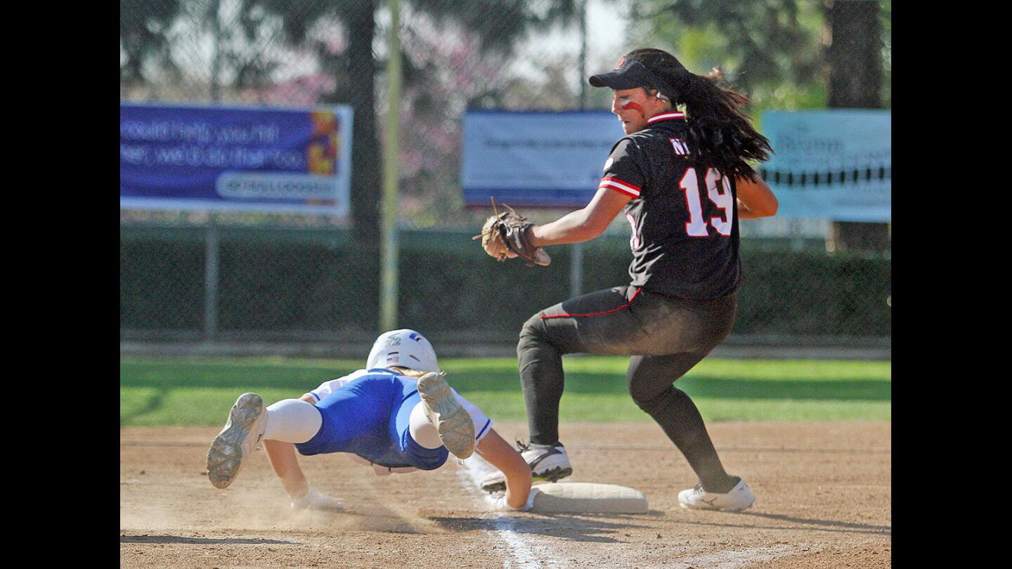 Photo Gallery: Pacific League girls' softball, Glendale vs. Burbank