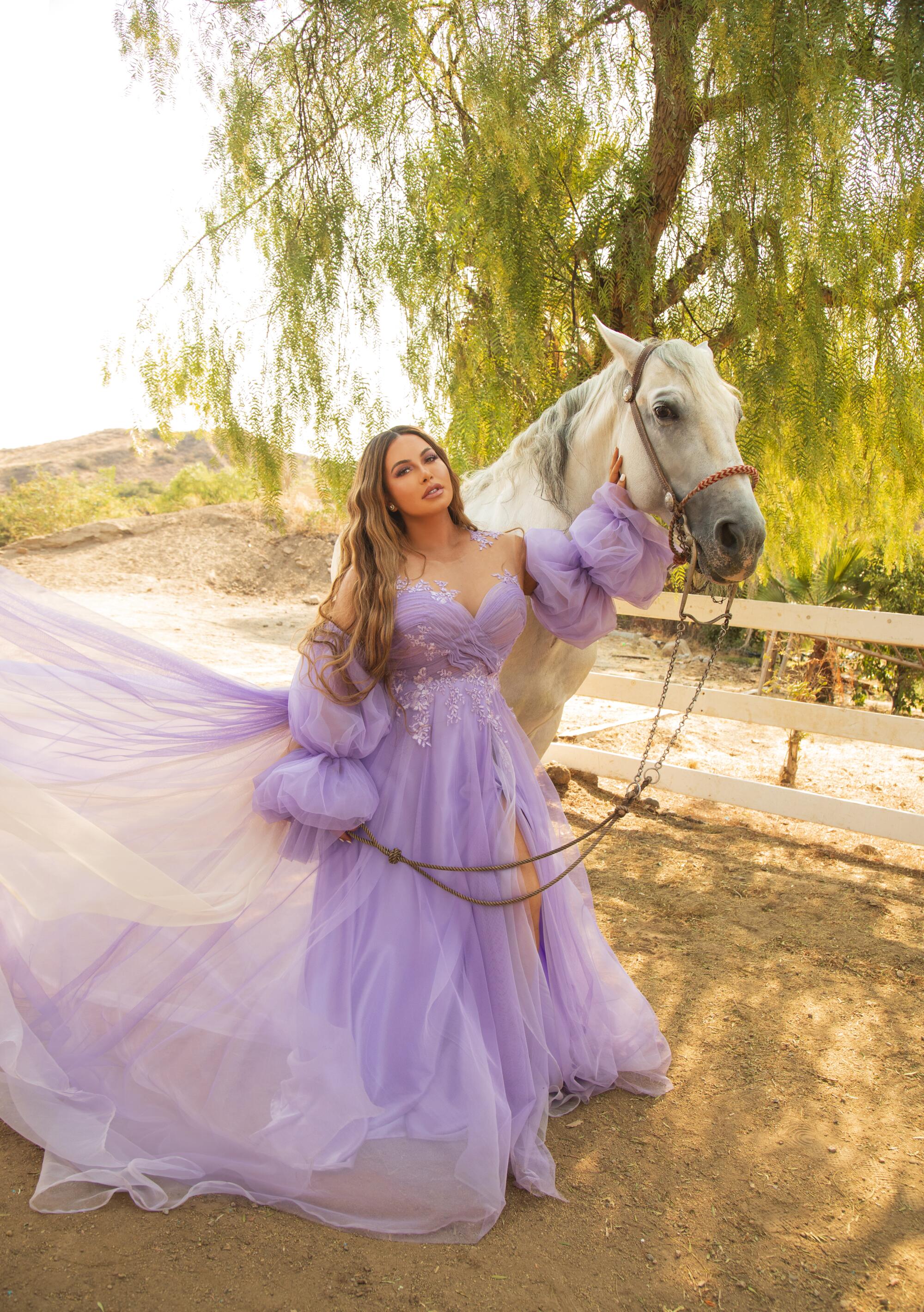 Chiquis durante el rodaje del video "Mi problema".