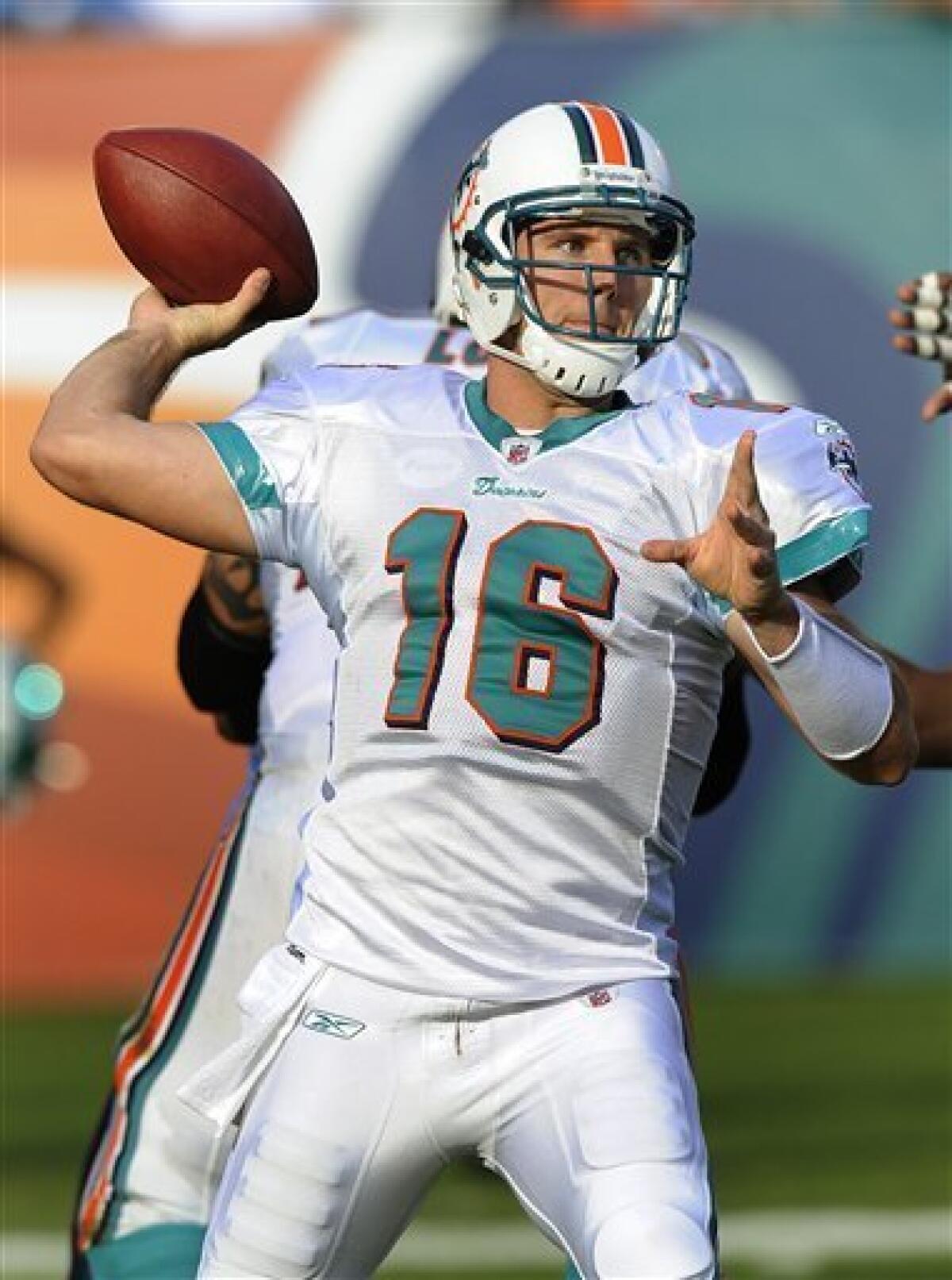 Dolphins need 3 QBs to beat Titans 29-17 - The San Diego Union-Tribune