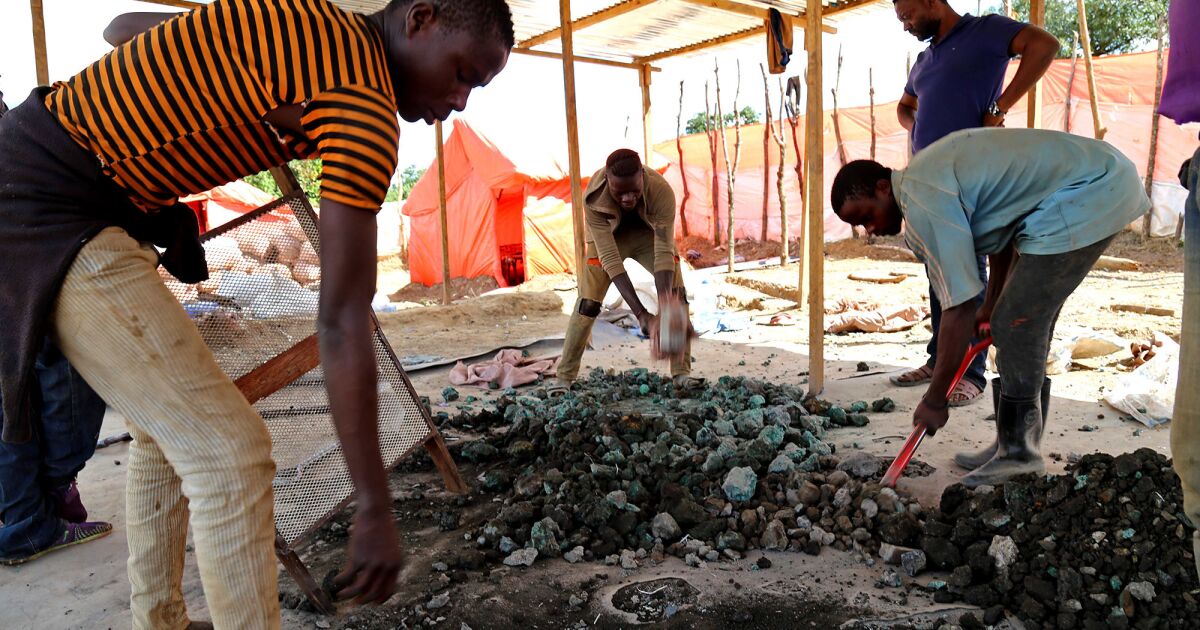Siddharth Kara’nın ‘Kobalt Kırmızısı’, Kongo’nun madencilik dehşetini ortaya çıkarıyor