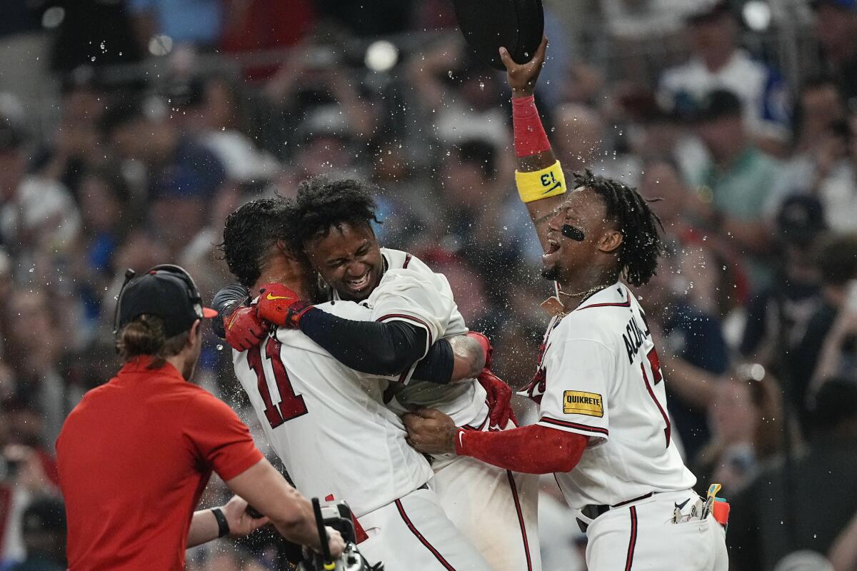 2020 Atlanta Braves Season Review: Ozzie Albies and Worst Name Challenge -  Braves Journal