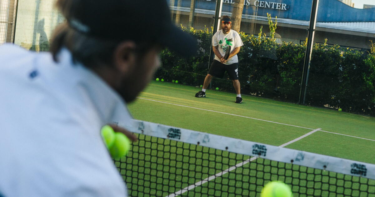 Pallet Racket Sport Padel is the new racquet sport bouncing onto the courts of L.A. - Los ...