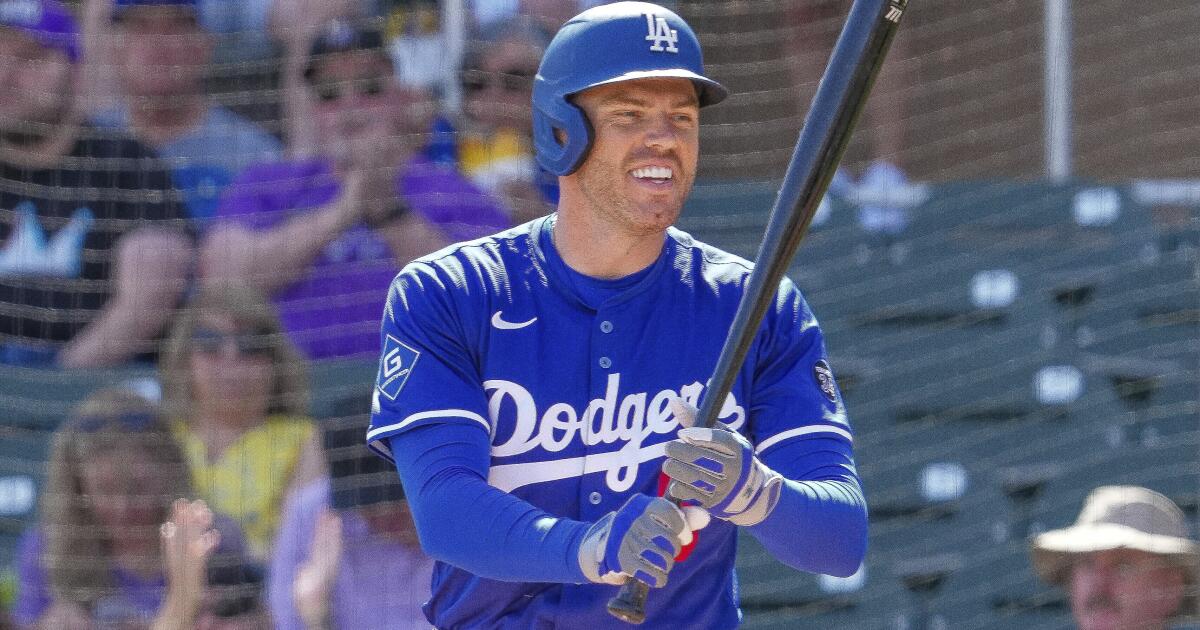 Freddie Freeman harekete geçiyor, ancak ayak bileğini yönetmek zorunda kalacak