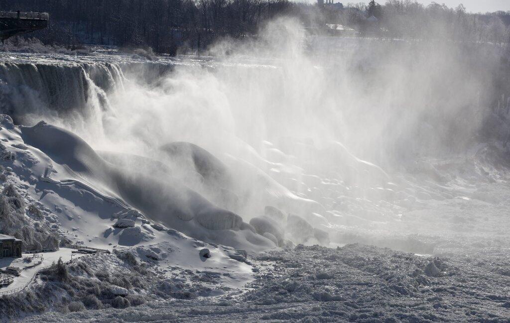 Niagara Falls partially frozen