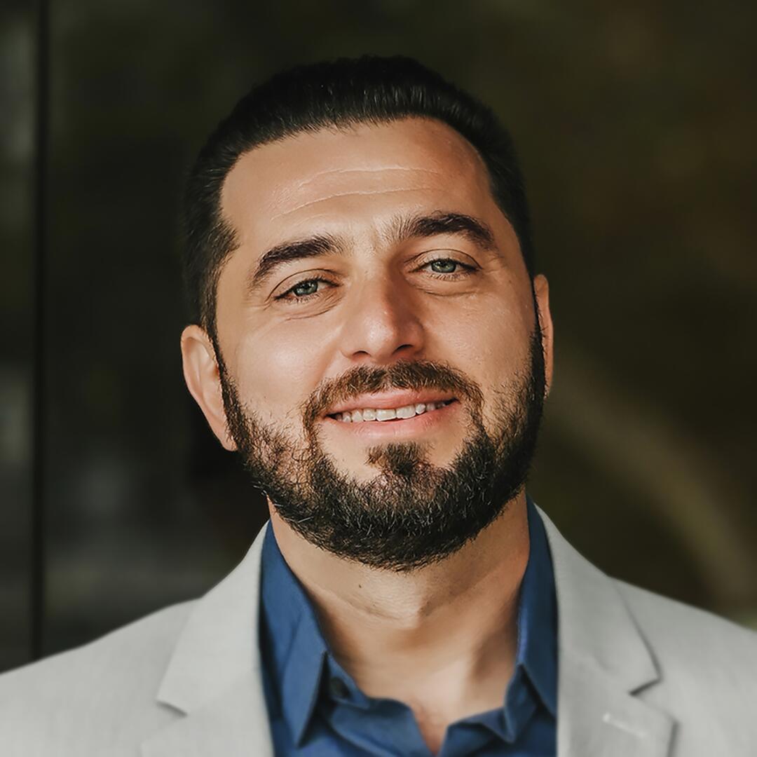 A portrait of Avetis Antaplyan
