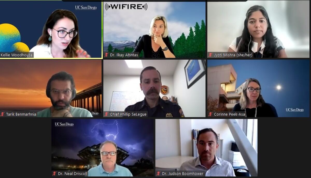 Roundtable panelists discuss wildfires during a UC San Diego event Aug. 4.