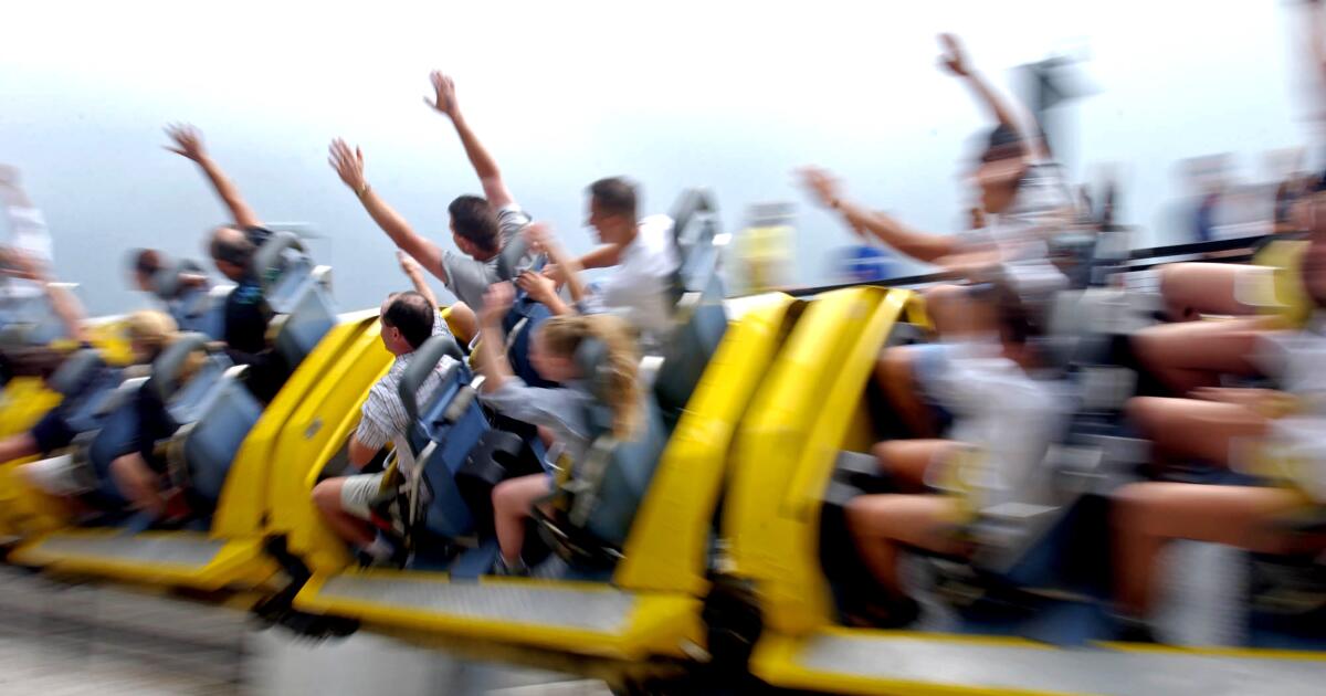 Ο YouTuber αποκλείστηκε από το Six Flags επειδή έτρωγε κοτομπουκιές