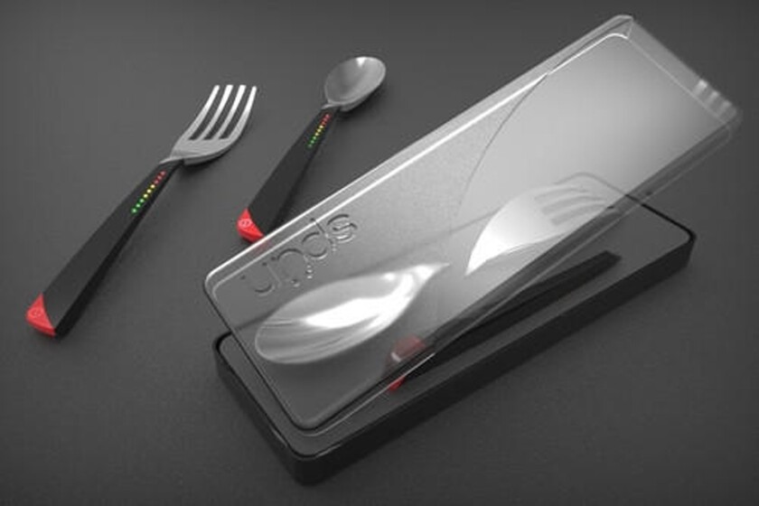 SPUN is a smart spoon and a fork that, with an app, counts the calories of the food you ate and breaks it down into % of fat, carbs, and protein. Spunutensils.com