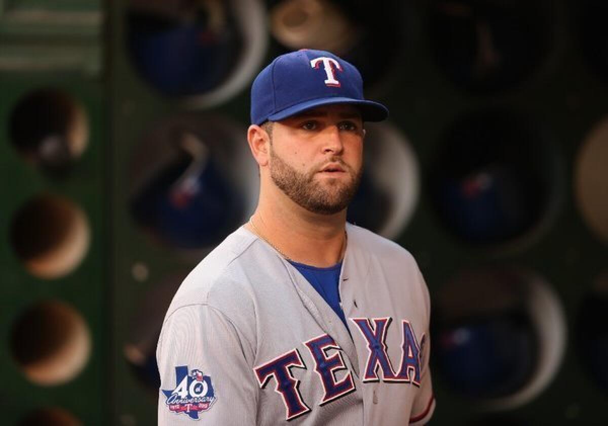 Mike Napoli, Indians finalize $7-million, 1-year contract