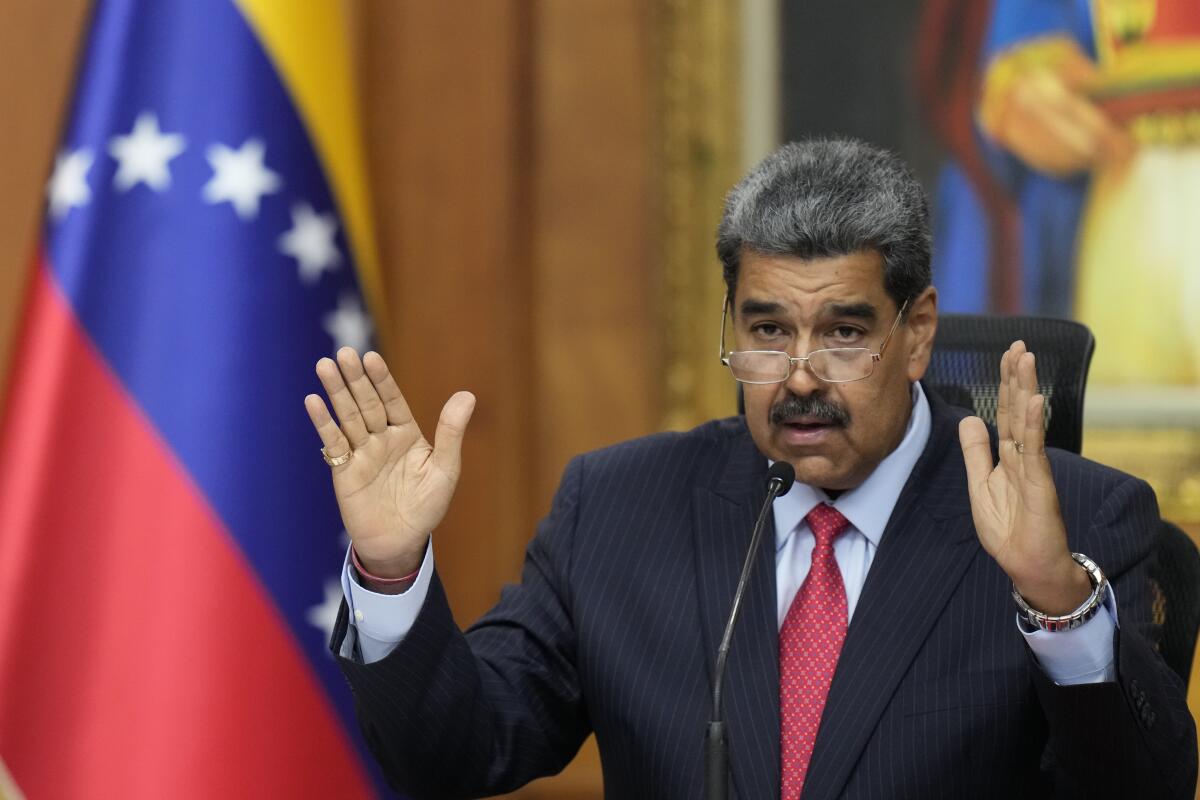 El presidente venezolano Nicolás Maduro ofrece una conferencia de prensa