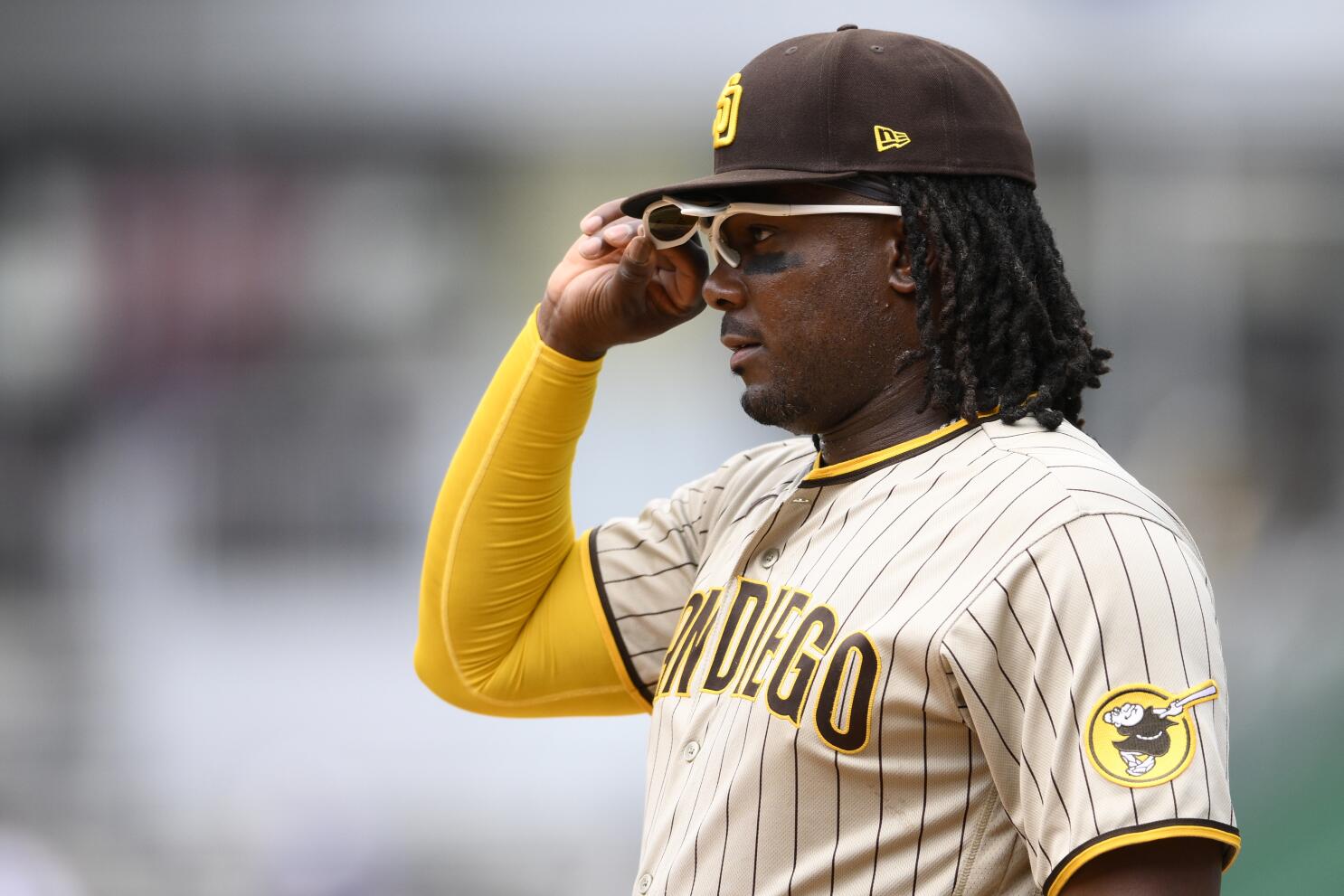 Pirates' Josh Bell named NL Player of the Month