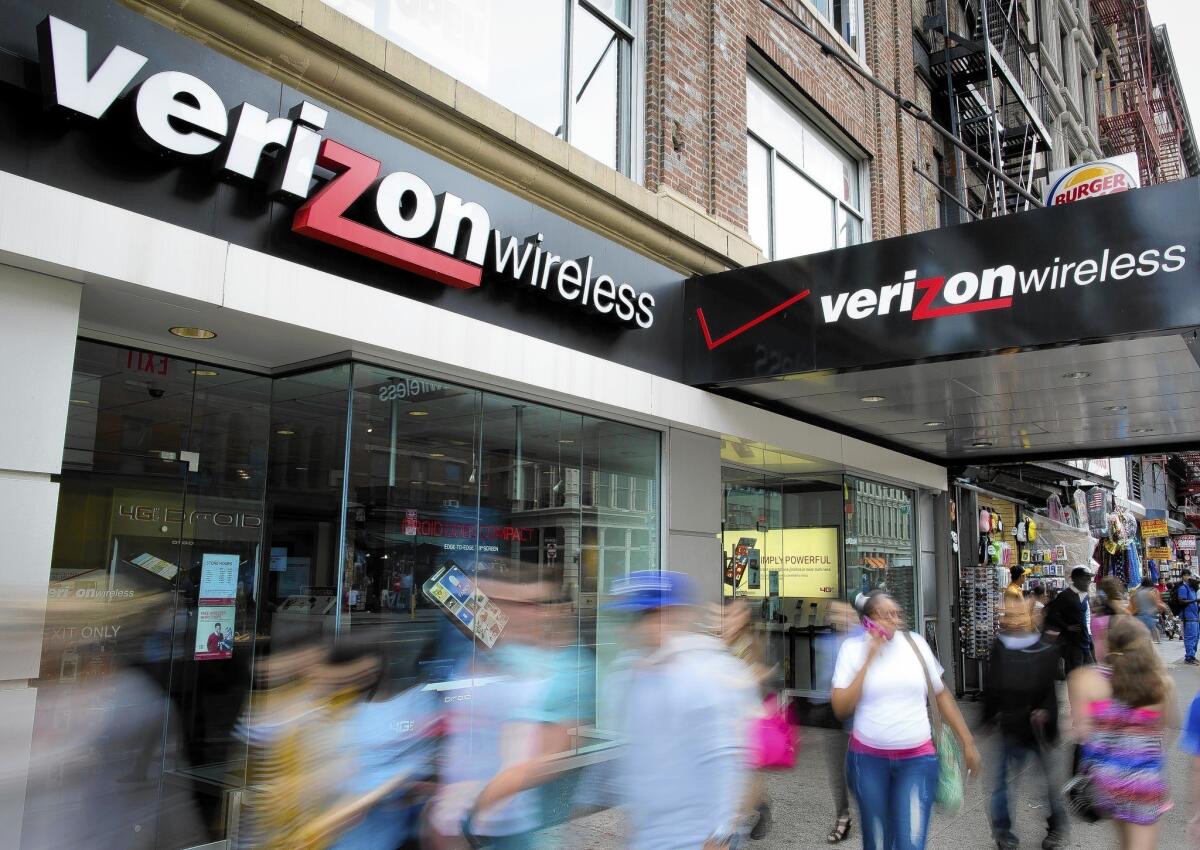 If Verizon Wireless customers want to keep their computers off-limits to the company's marketing affiliates, they'd have to go to the trouble of opting out.