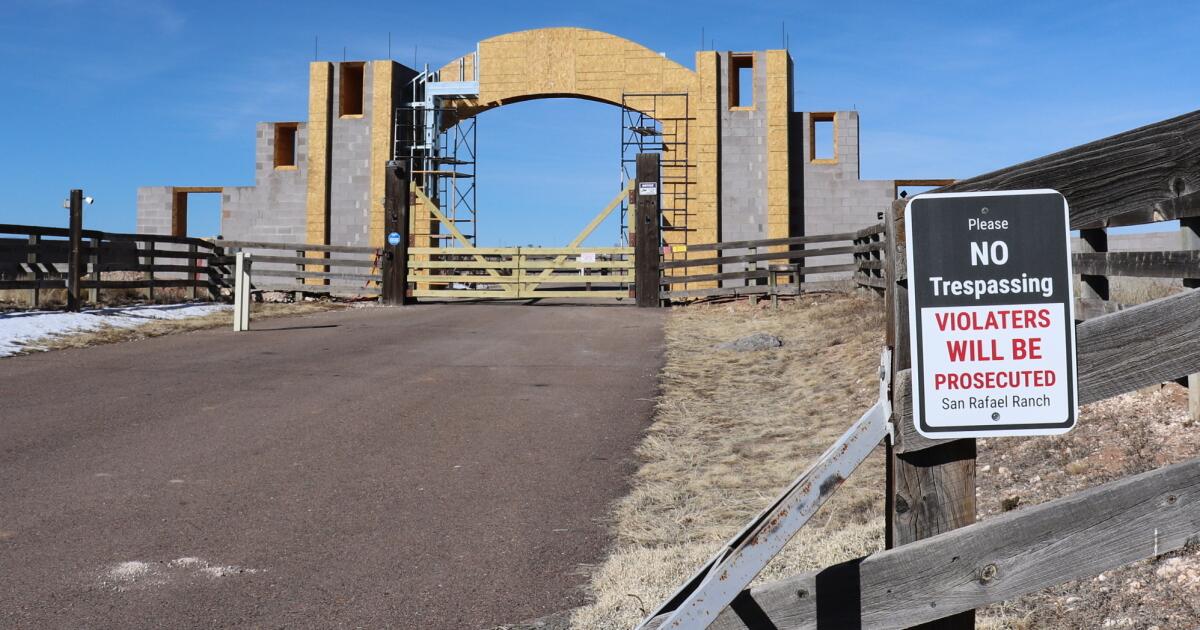 Novos legisladores mexicanos iniciam investigação sobre a fazenda isolada de Jeffrey Epstein