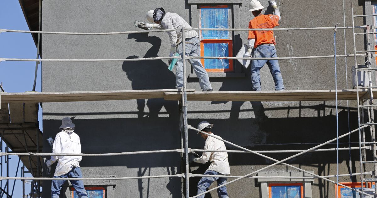 Costa Mesa drafting affordable housing law for new projects