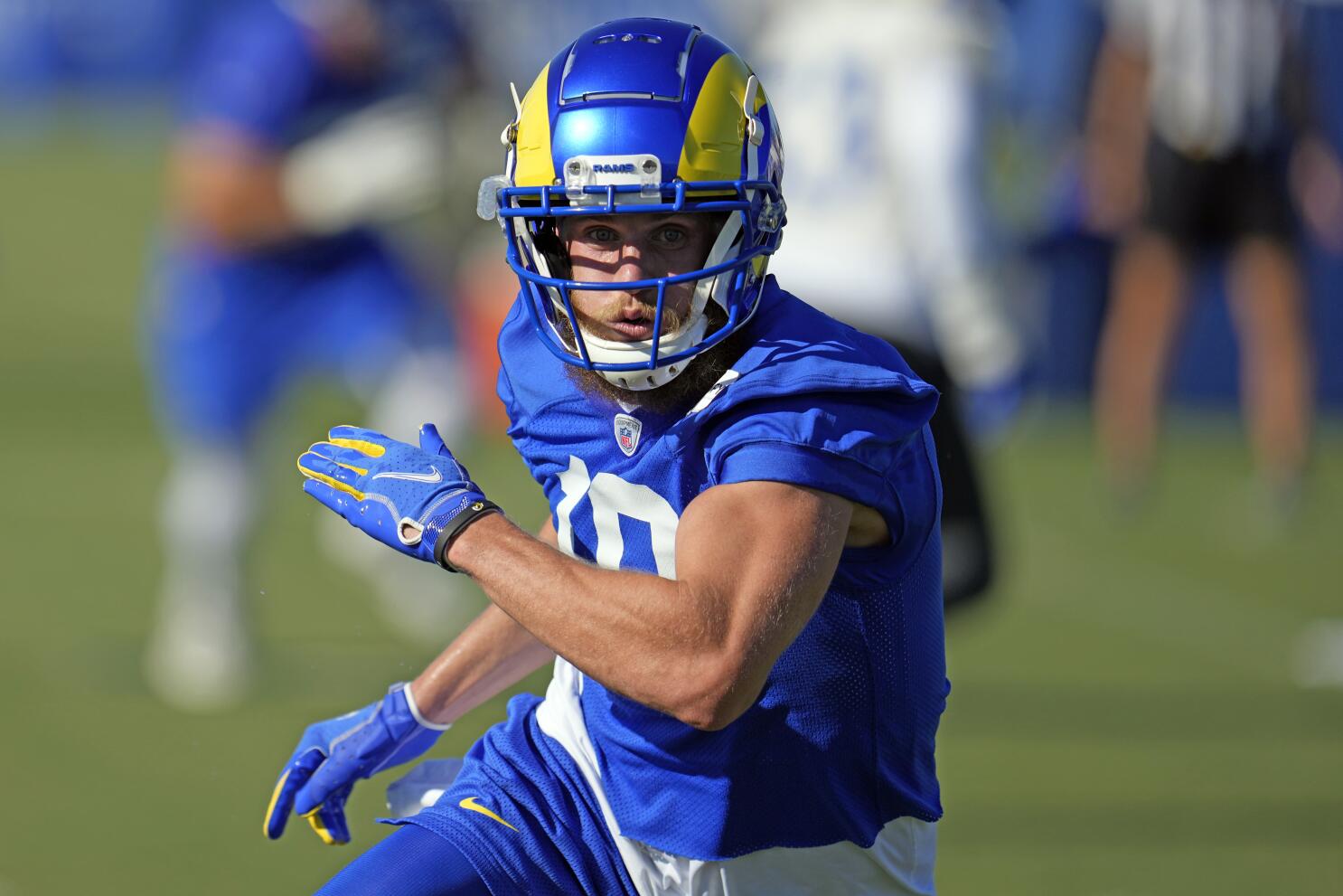 los angeles rams yellow uniforms