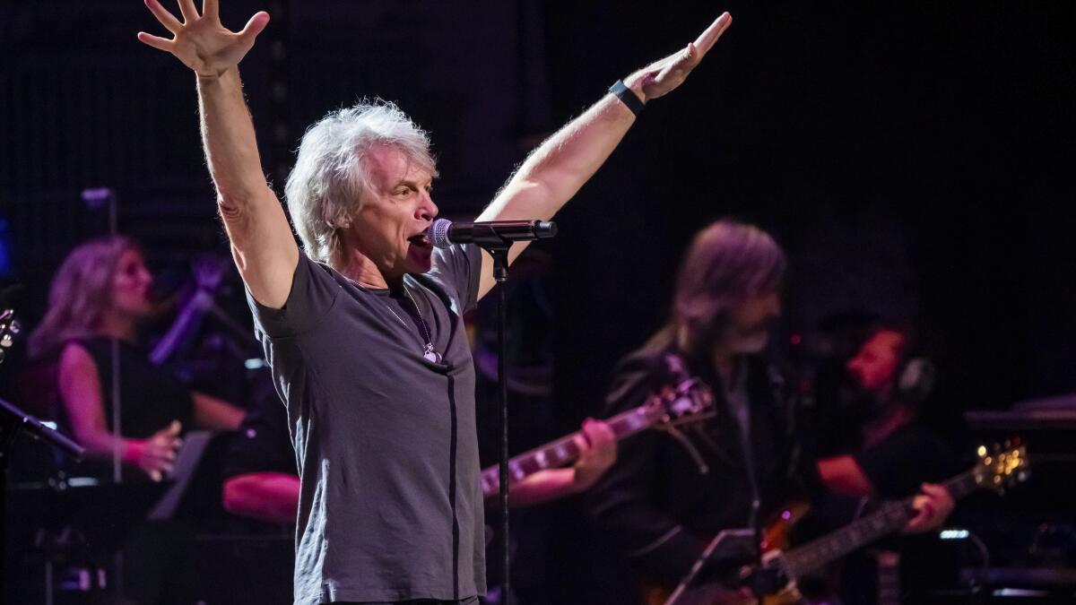Bon Jovi salutes Ukrainians rocking out to the band's song - Los Angeles Times