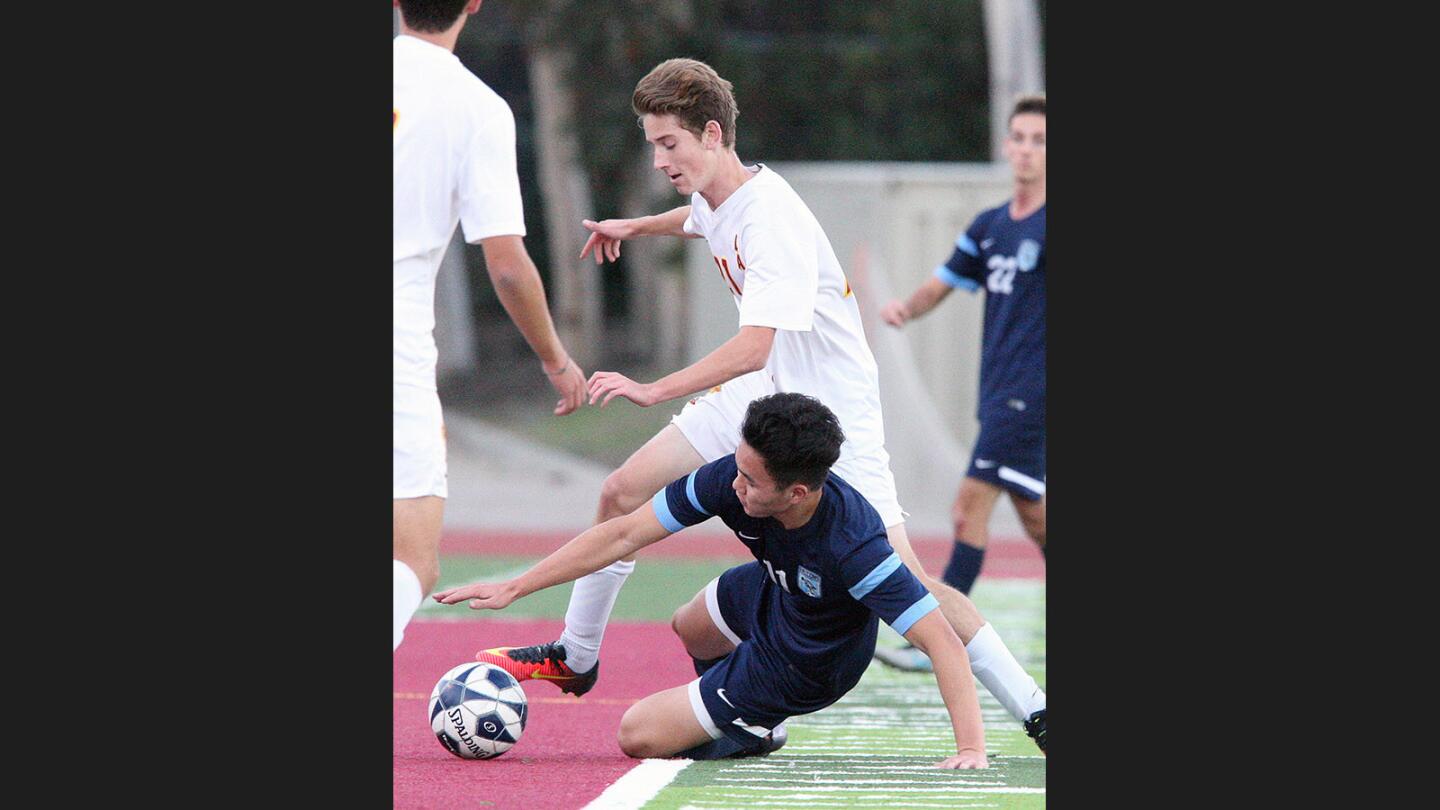 Photo Gallery: La Cañada vs. Crescenta Valley in non-league boys' soccer