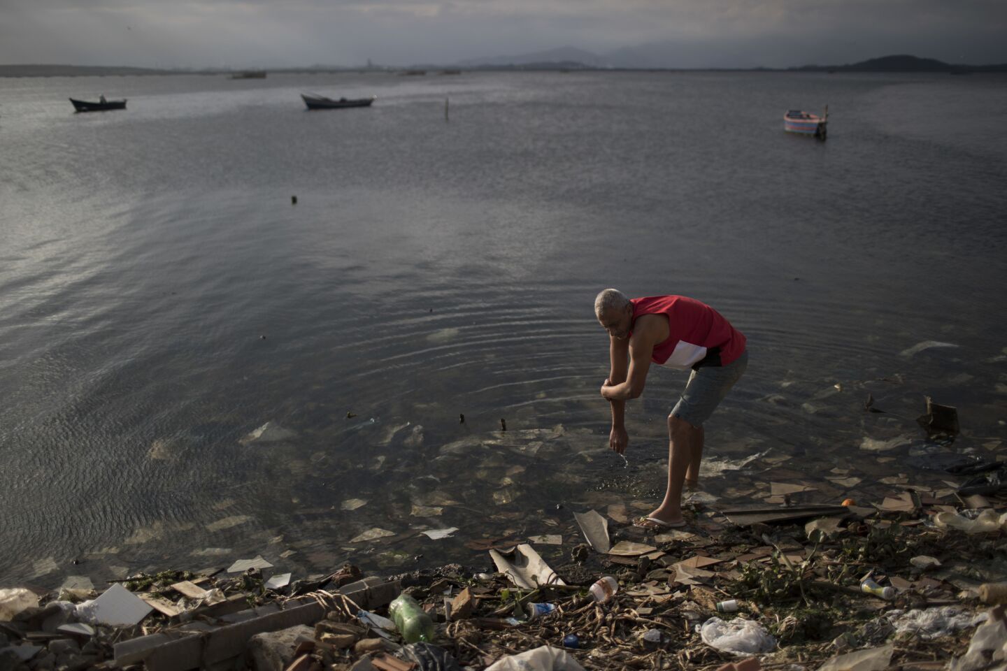Pollution in Rio's Guanabara Bay