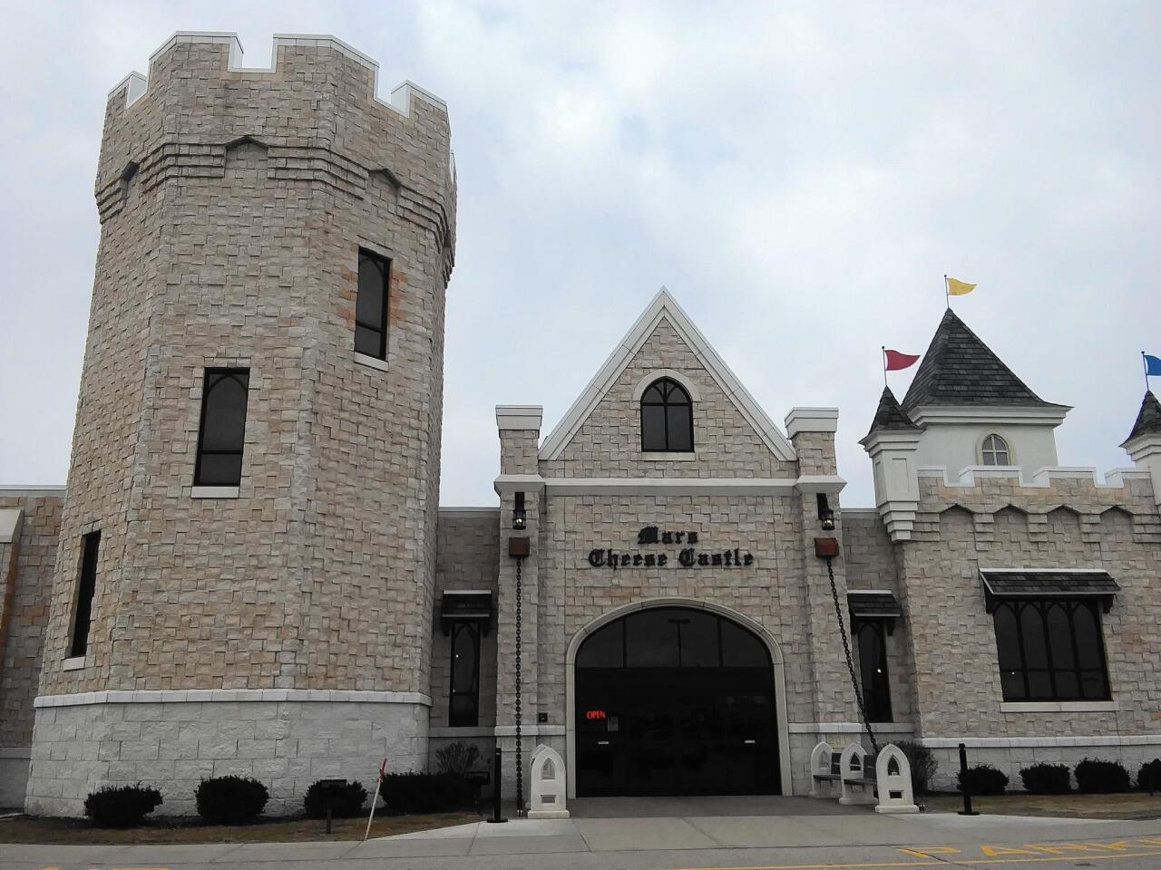 Mars Cheese Castle has an enviable location off I-94, at 2800 W. Frontage Road in Kenosha, Wis.