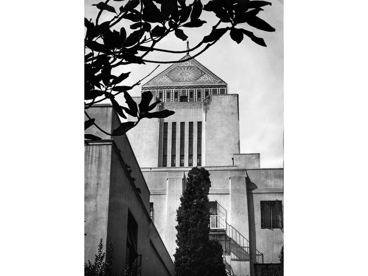 Nov. 9, 1955: City of Los Angeles Central Public Library at 630 W. 5th St. with a tree in front of the tower.
