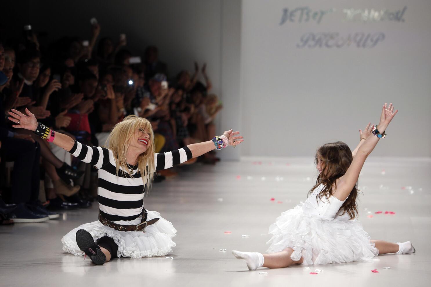 Betsey Johnson to receive CFDA lifetime award - Los Angeles Times