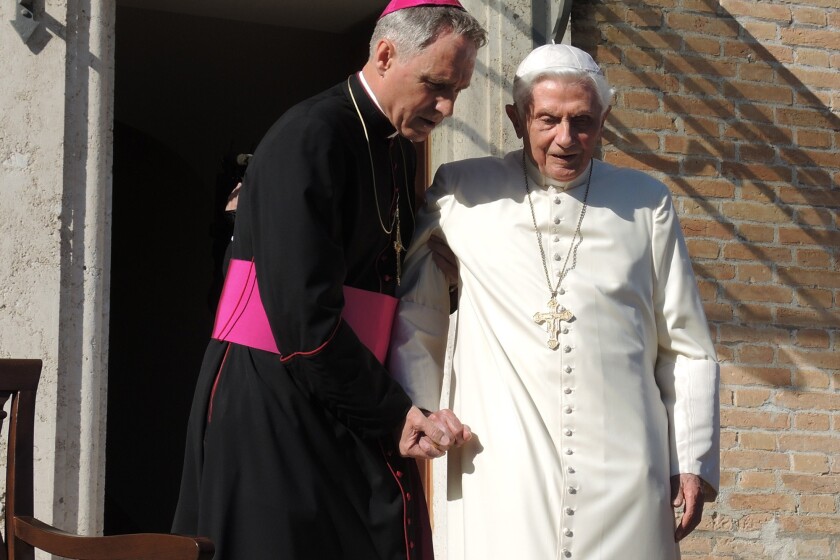 El ex papa Benedicto XVI culpa a la revolución sexual y la secularización de la crisis de pedofilia