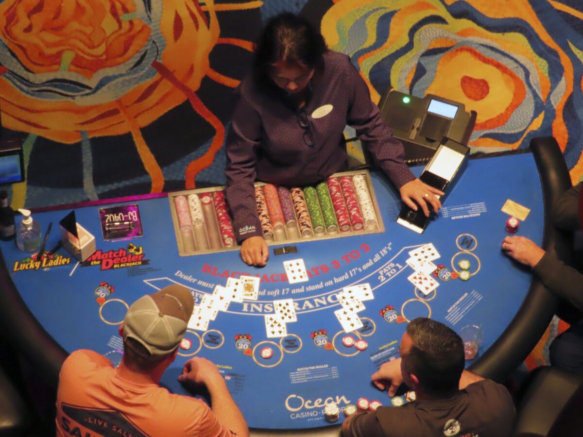 New Jersey acts to help problem gamblers, sets ad standards - The San Diego  Union-Tribune