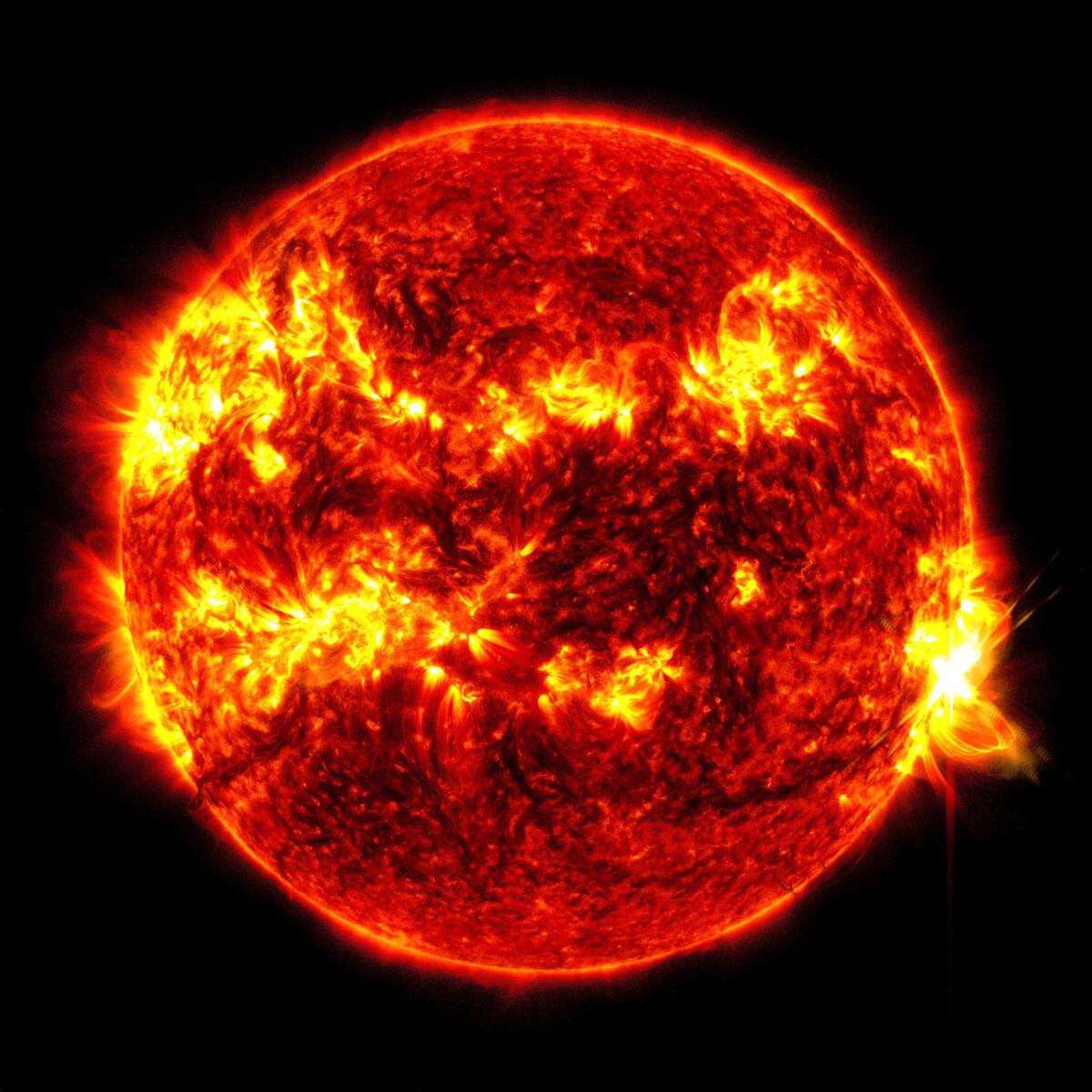 Esta imagen proporcionada por el Observatorio de Dinámica Solar de la NASA