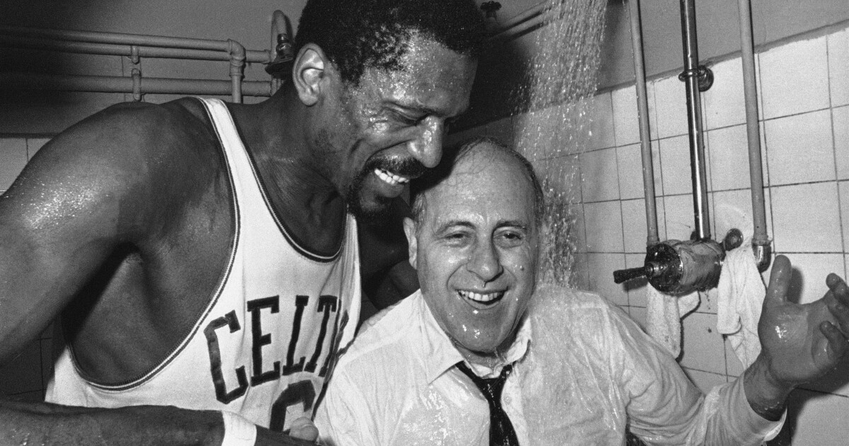 NBA community and others react to death of Hall of Famer Bill Russell