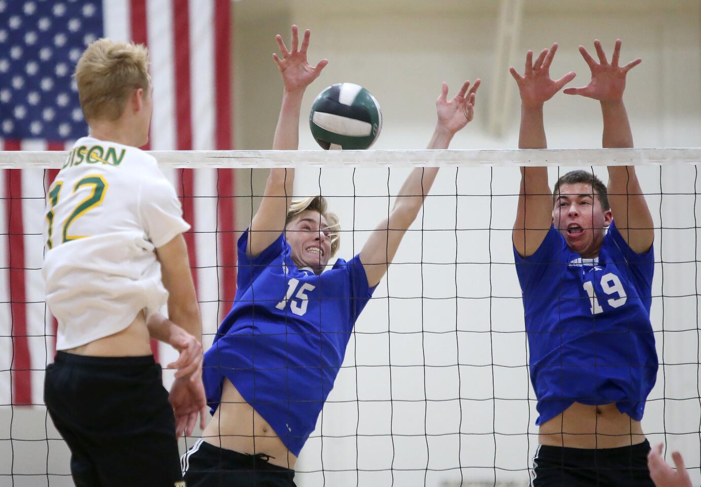 Photo Gallery: Edison vs. Los Alamitos in boys’ volleyball