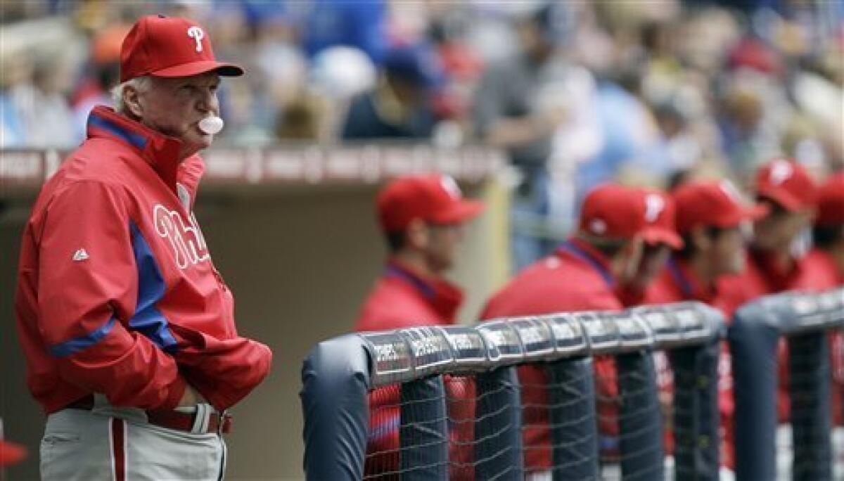 Victorino homers, drives in 4 as Phils top Brewers