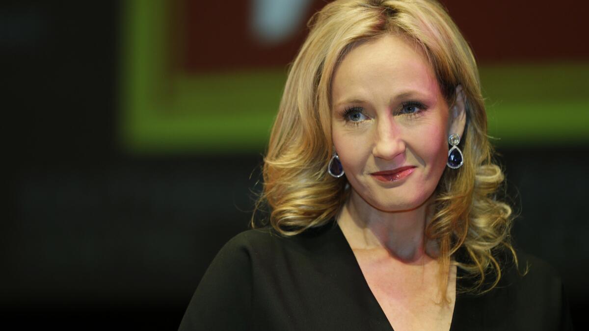 J.K. Rowling secretly published a novel in April under a pseudonym - Los  Angeles Times