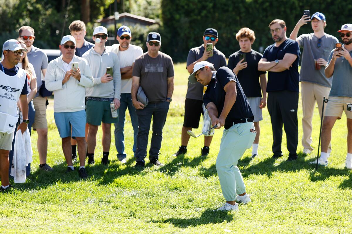 জ্যাকব ব্রিজম্যান জেনেসিস ইনভাইটেশনাল জিতে ধরে রেখেছিলেন জ্যাকব ব্রিজম্যান জেনেসিস ইনভাইটেশনাল জিতে ধরে রেখেছিলেন
