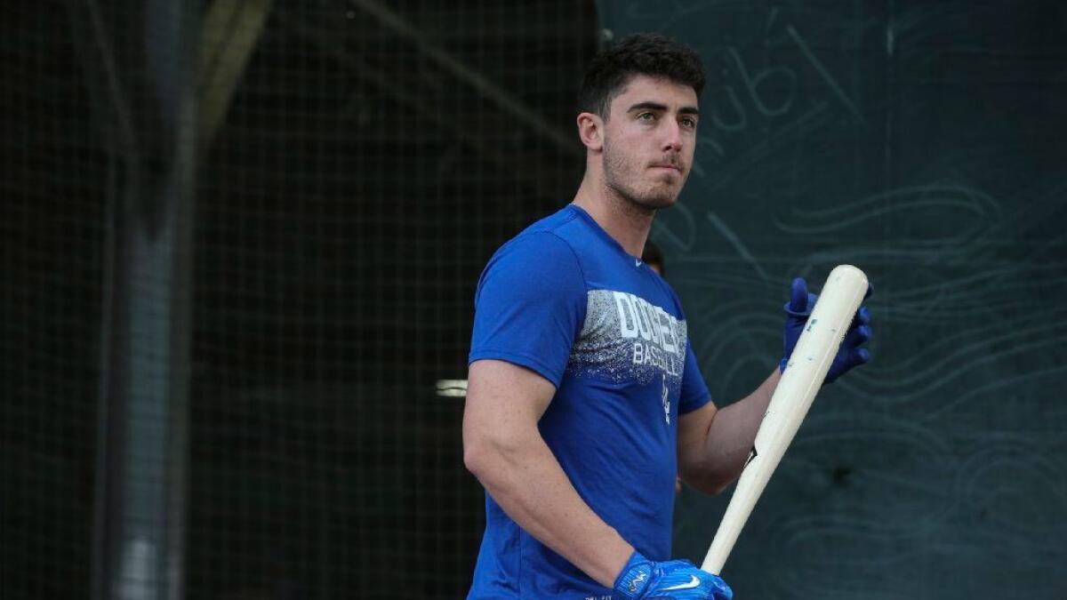 Cody Bellinger rips a triple, 04/28/2023