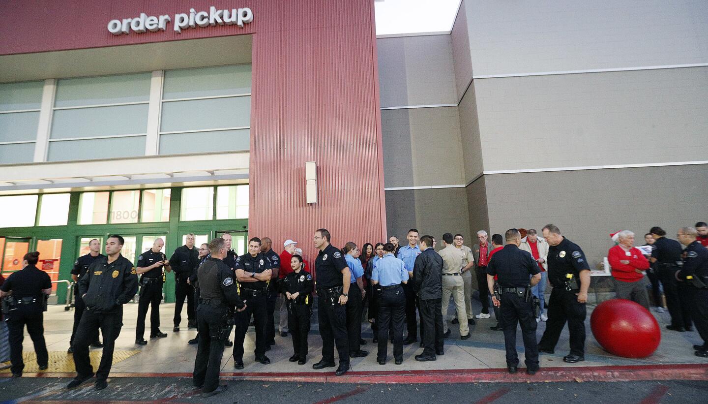 Photo Gallery: Burbank Boys and Girls Club children match up with Burbank Police Department for annual Heroes and Helpers event