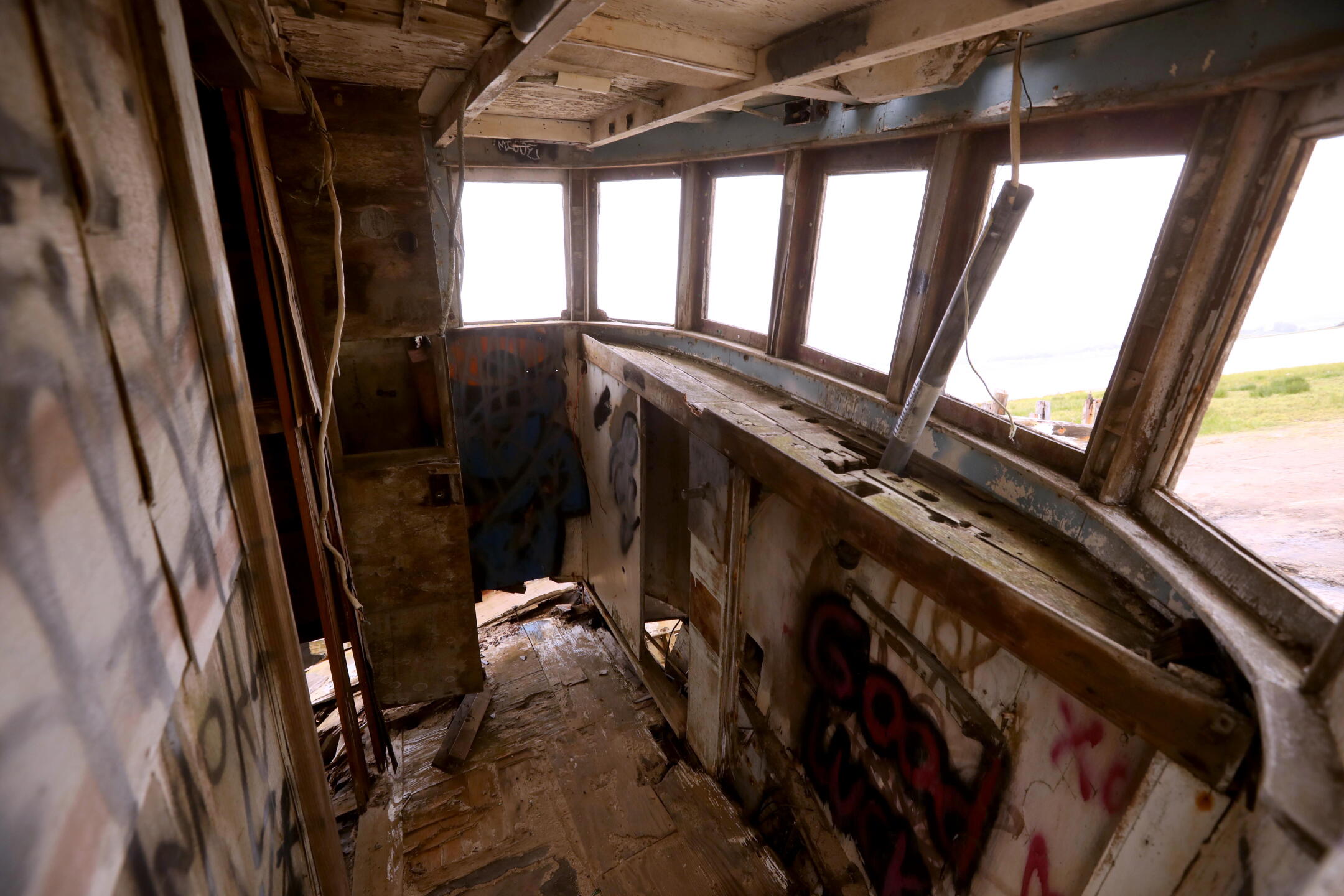 Ss Point Reyes Beloved but rotting, this Central Coast 'shipwreck' has to go - Los ...