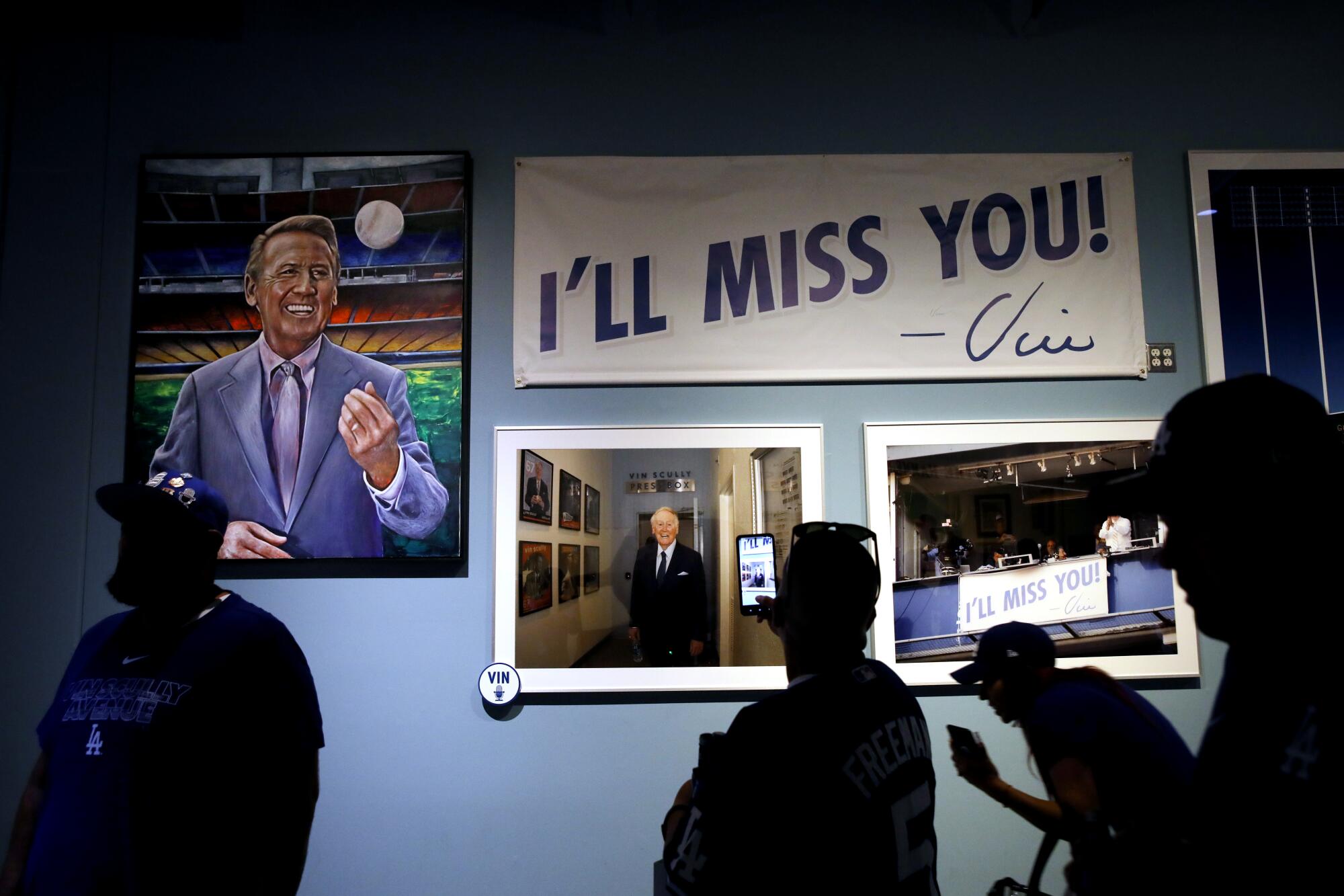LOS ANGELES, CA - AUGUST 05: The Los Angeles Dodgers pay tribute to legendary broadcaster Vin Scully.
