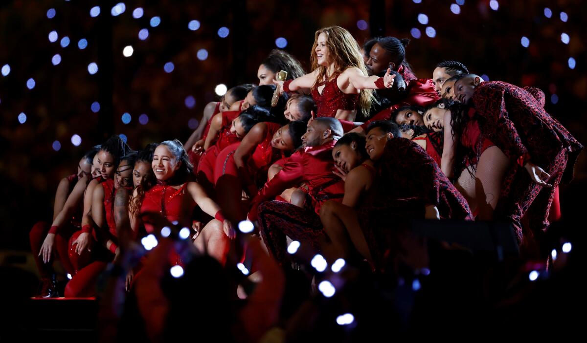 Shakira durante su presentación en el Super Bowl.