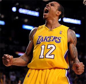 Shannon Brown reaction