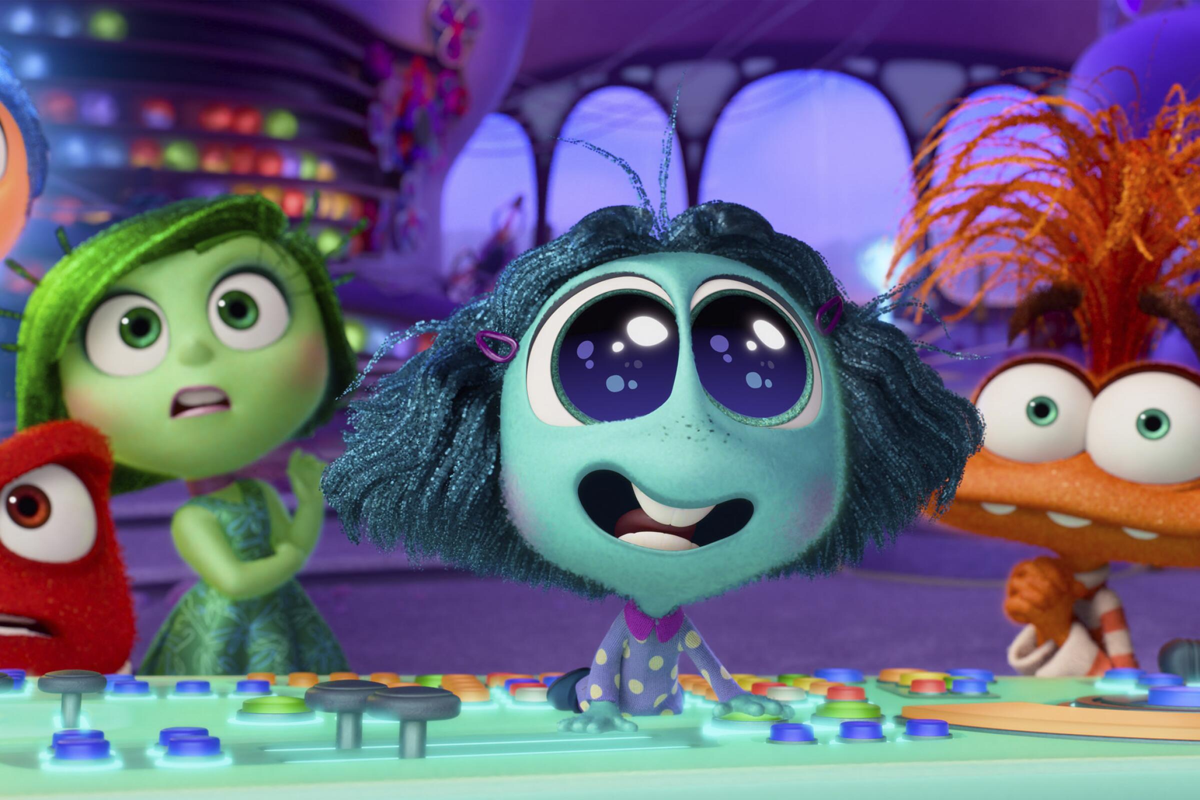 Esta imagen difundida por Disney/Pixar muestra una escena de la película animada "Inside Out 2".