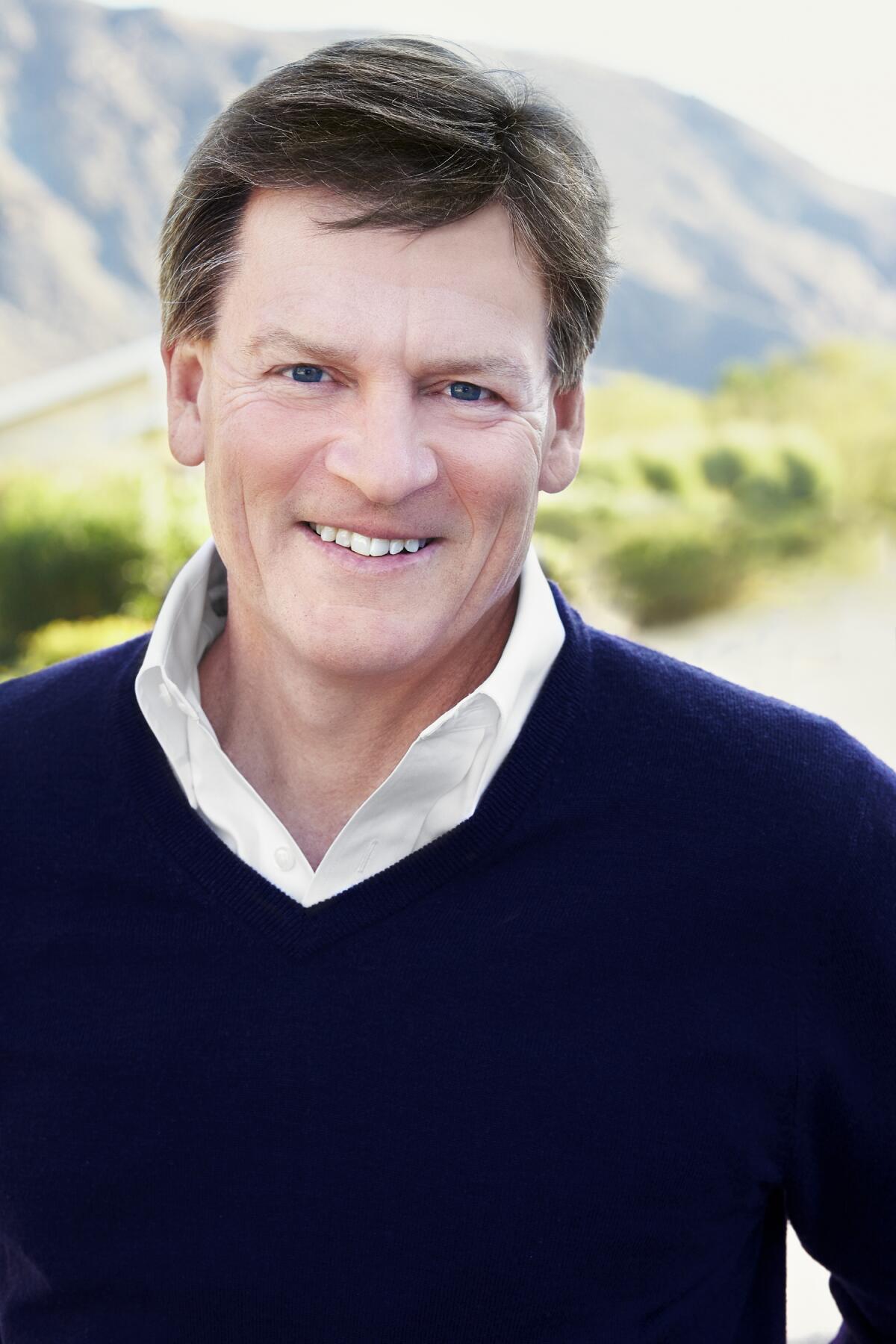 Review: Michael Lewis' Sam Bankman-Fried book 'Going Infinite' - Los ...