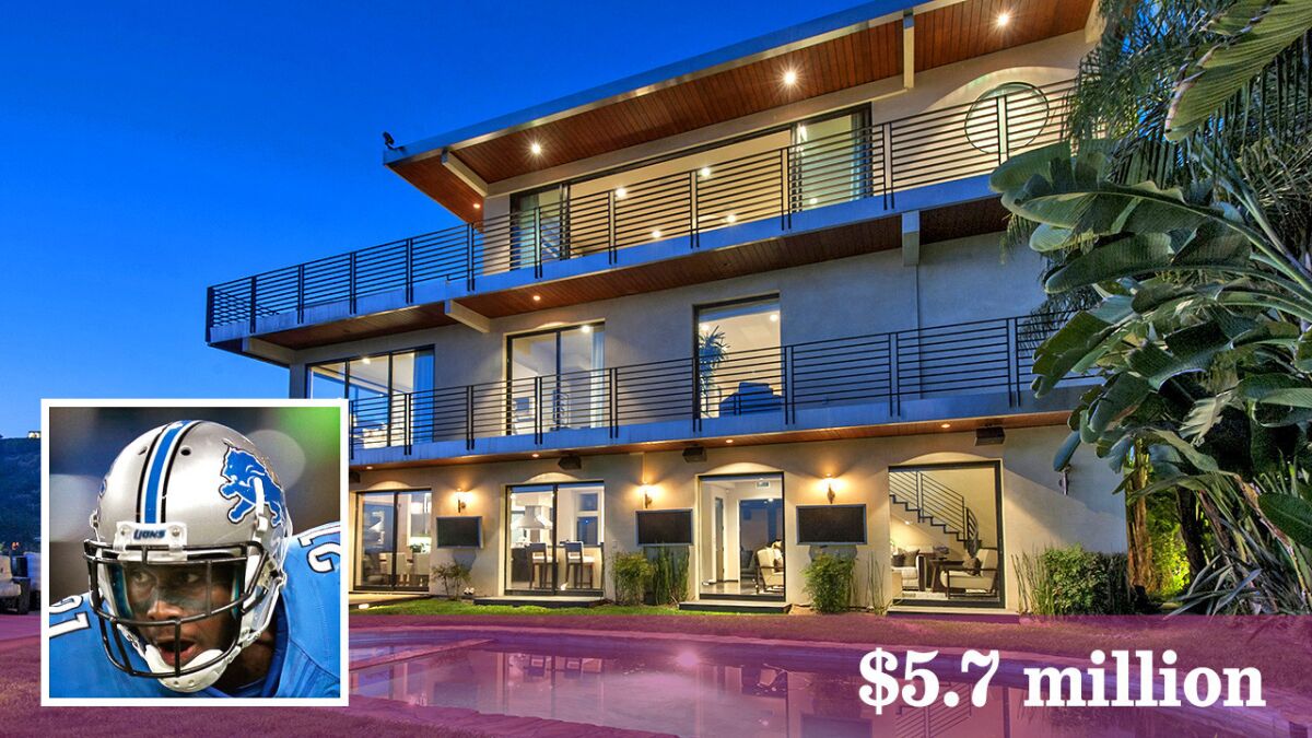 The Detroit Lions' Reggie Bush sells his Hollywood Hills West home for $5.7 million.