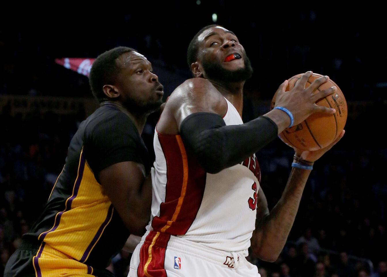 Willie Reed, Luol Deng