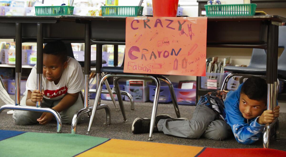Great California ShakeOut earthquake drill at San Diego school.