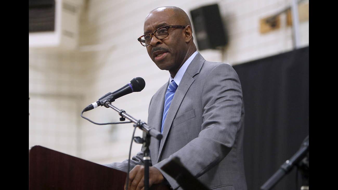 Actor, producer and author Courtney B. Vance gives the keynote address at the YMCA of the Foothills annual Community Prayer Breakfast, at Foothill Blvd., in La Cañada Flintridge on Thursday, Nov. 2, 2017.