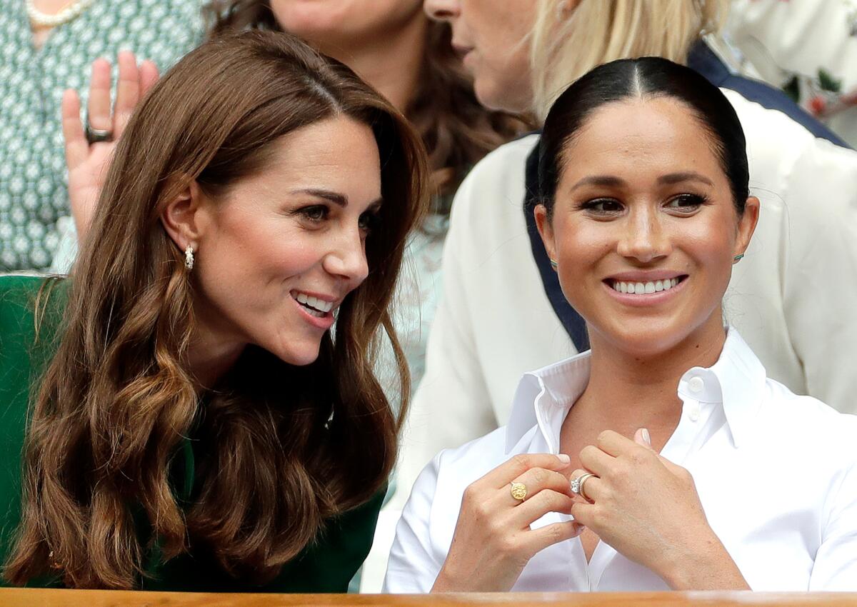 As with Diana and Meghan, royals' Kate Middleton crisis is self-made - Los Angeles Times