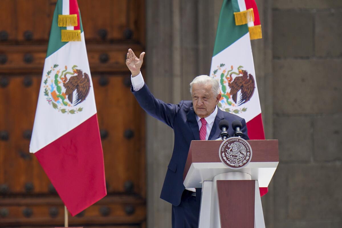 El presidente saliente Andrés Manuel López Obrador pronuncia su último Estado de la Unión 