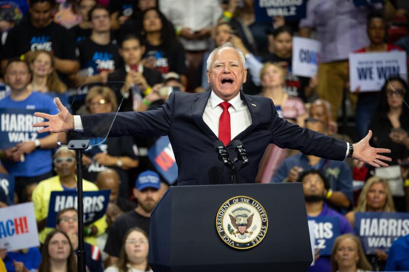 Las Vegas, NV - August 10: Vice President Kamala Harris and Governor Tim Walz Campaign Rally in Las Vegas on Saturday, Aug. 10, 2024 in Las Vegas, NV. (Jason Armond / Los Angeles Times)