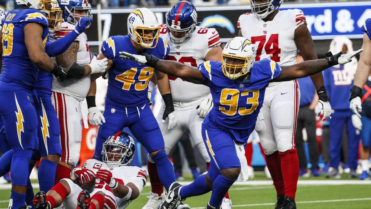 Justin Herbert, Chargers take care of business in dominant win over Giants  – Orange County Register