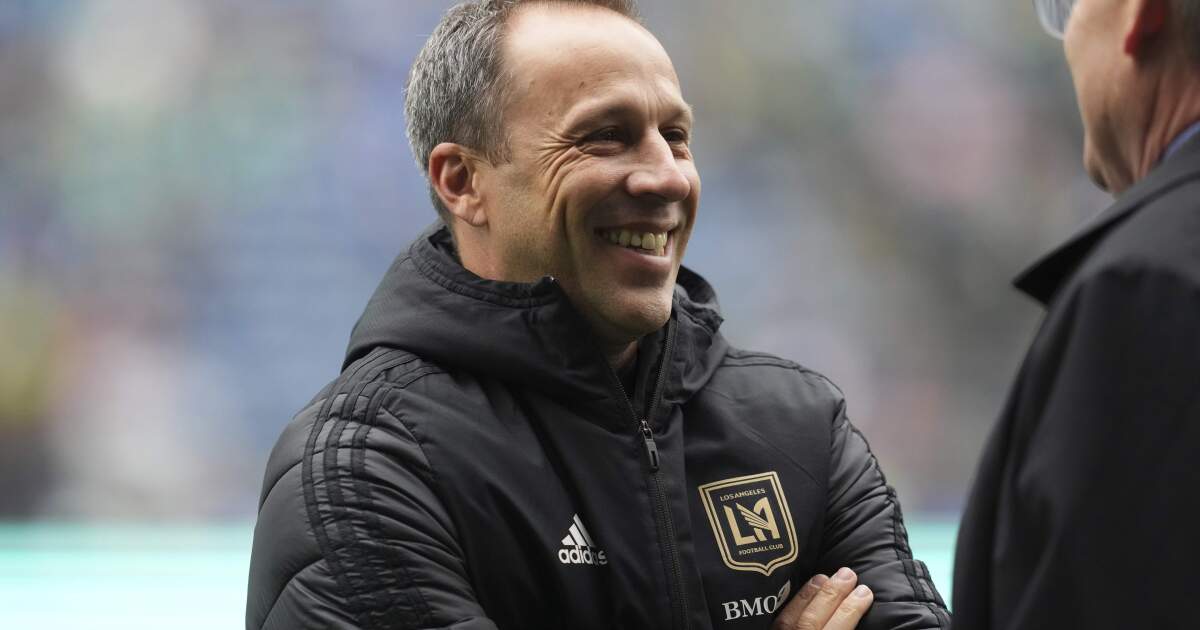 LAFC teknik direktörü Steve Cherundolo sezon sonunda istifa edecek